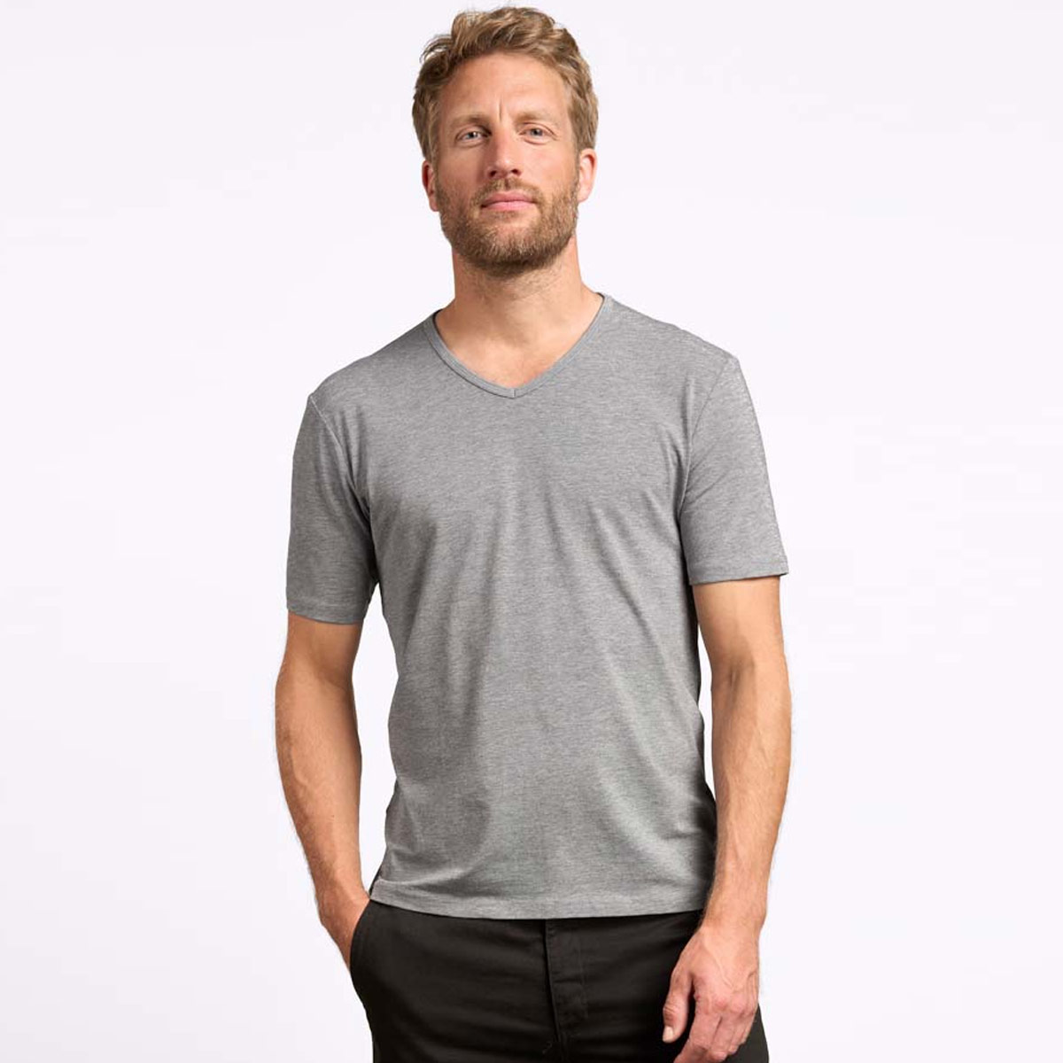 Men’s Slim Fit V-Neck T - 3082