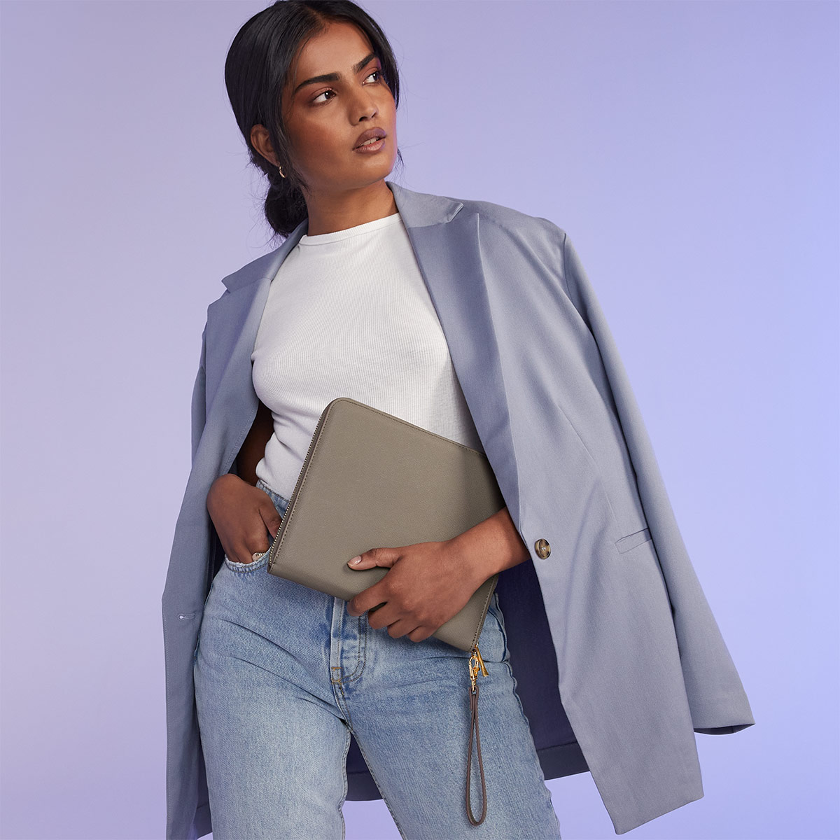 Boutique Travel/ Tech Organiser - BG756