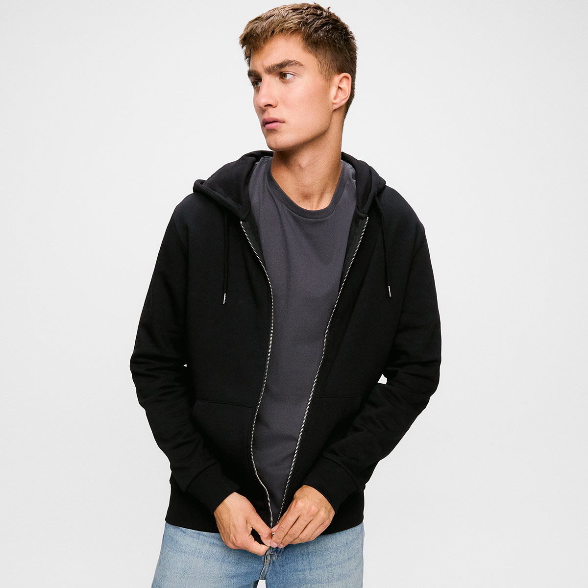 Day Zip Hooded Sweat - BLK3907