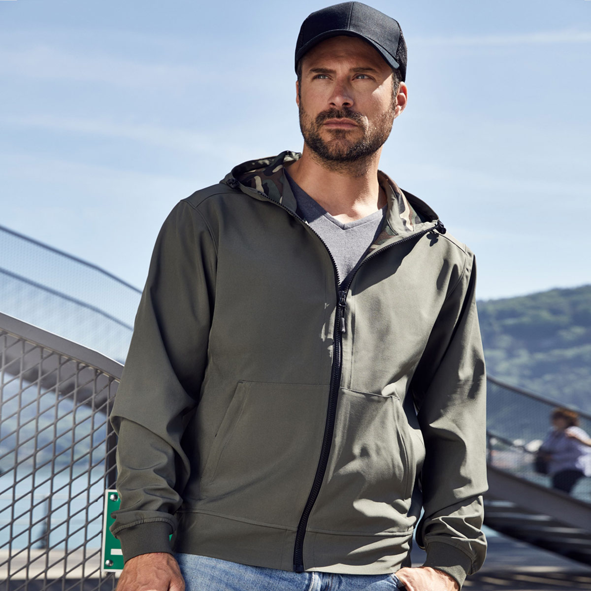 Mens Hooded Softshell Jacket - JN1146