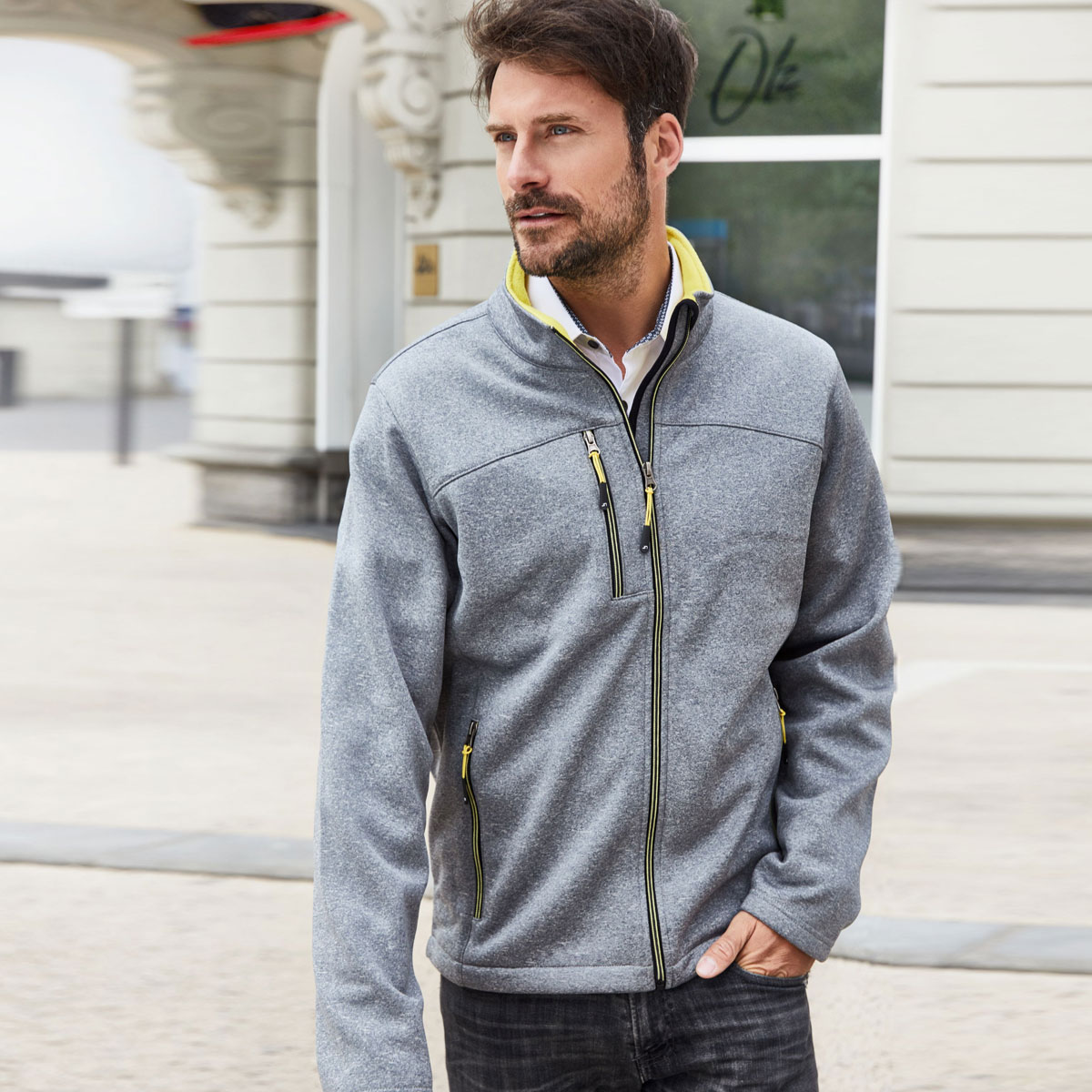 Mens Softshell Jacket - JN1148