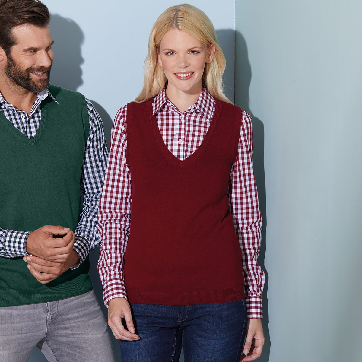 Ladies' V-Neck Pullunder - JN656