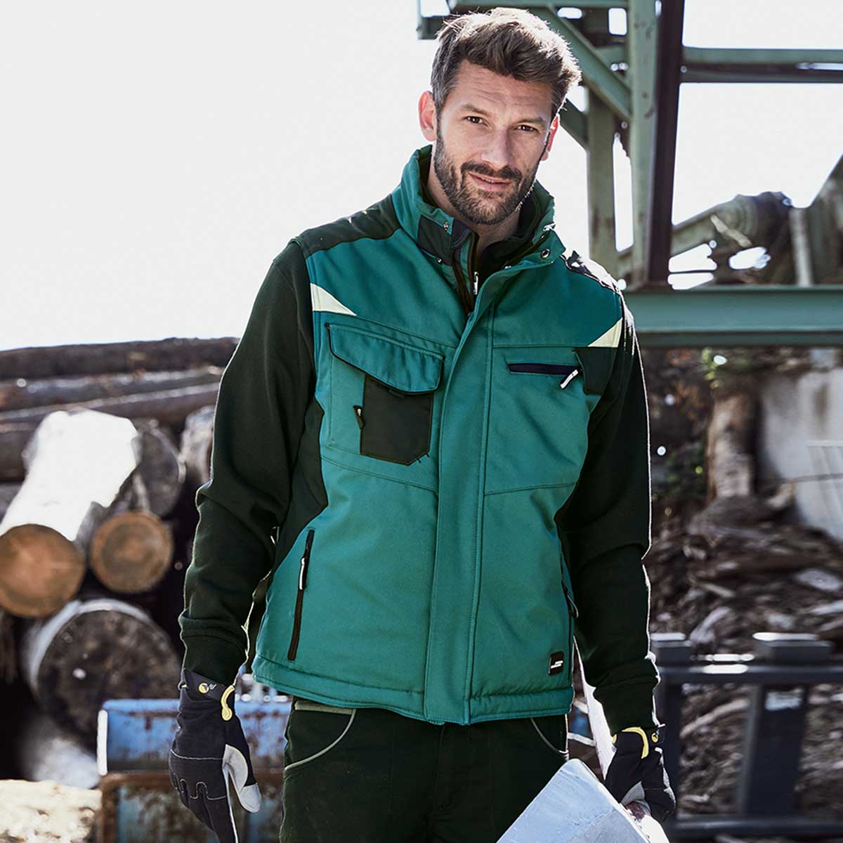 Craftsmen Softshell Vest - JN825