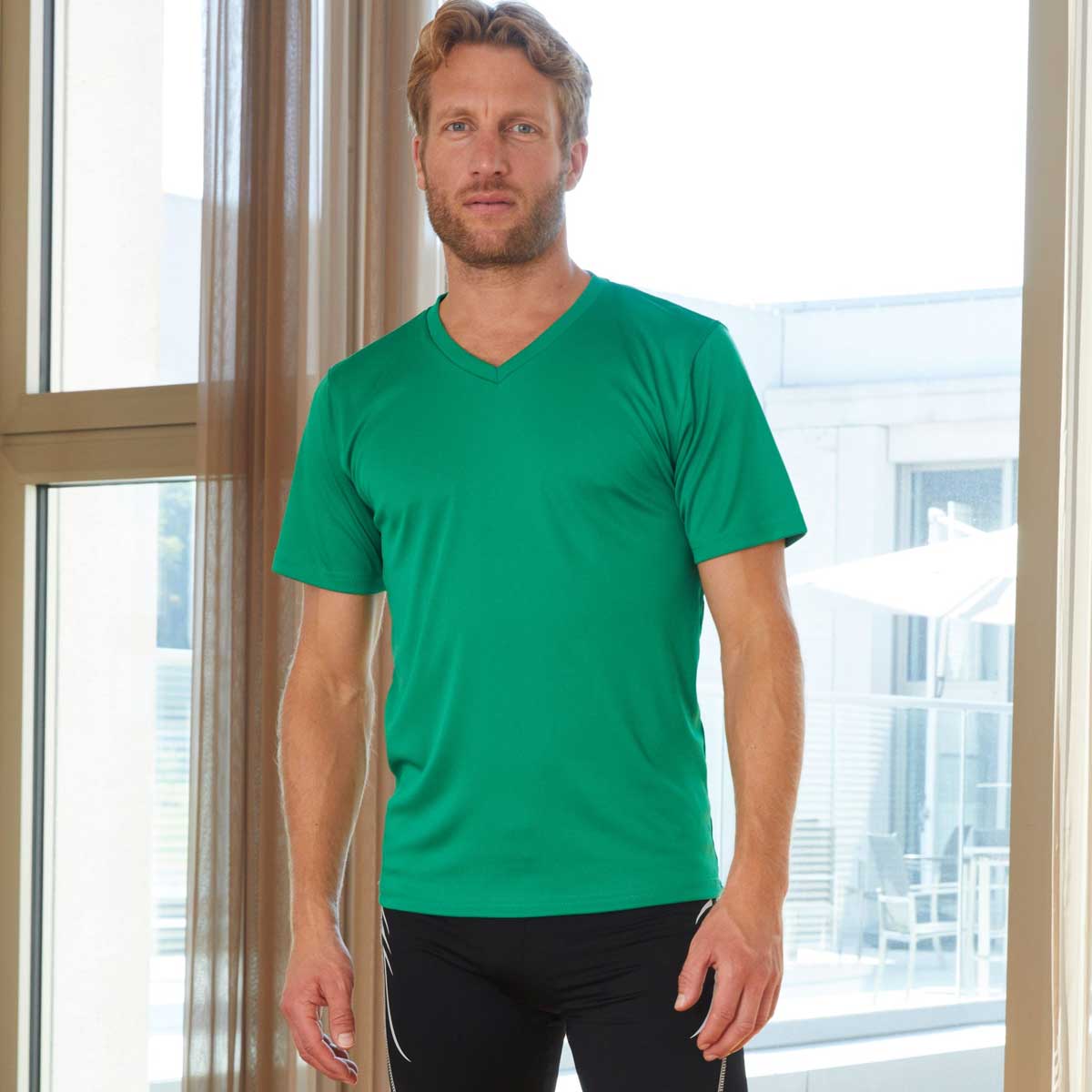 Men's Active V-Neck - JN736